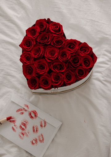 КОРОБКА СЕРДЦЕ  «LOVE» + ШАРЫ В ПОДАРОК! — купить с доставкой